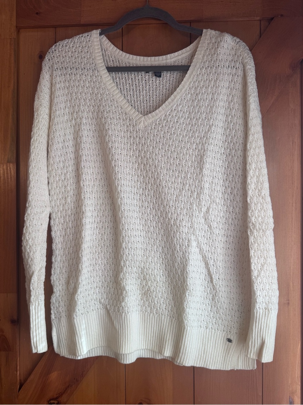 American Eagle Outfitters Cream V-Neck Textured Knit Sweater
